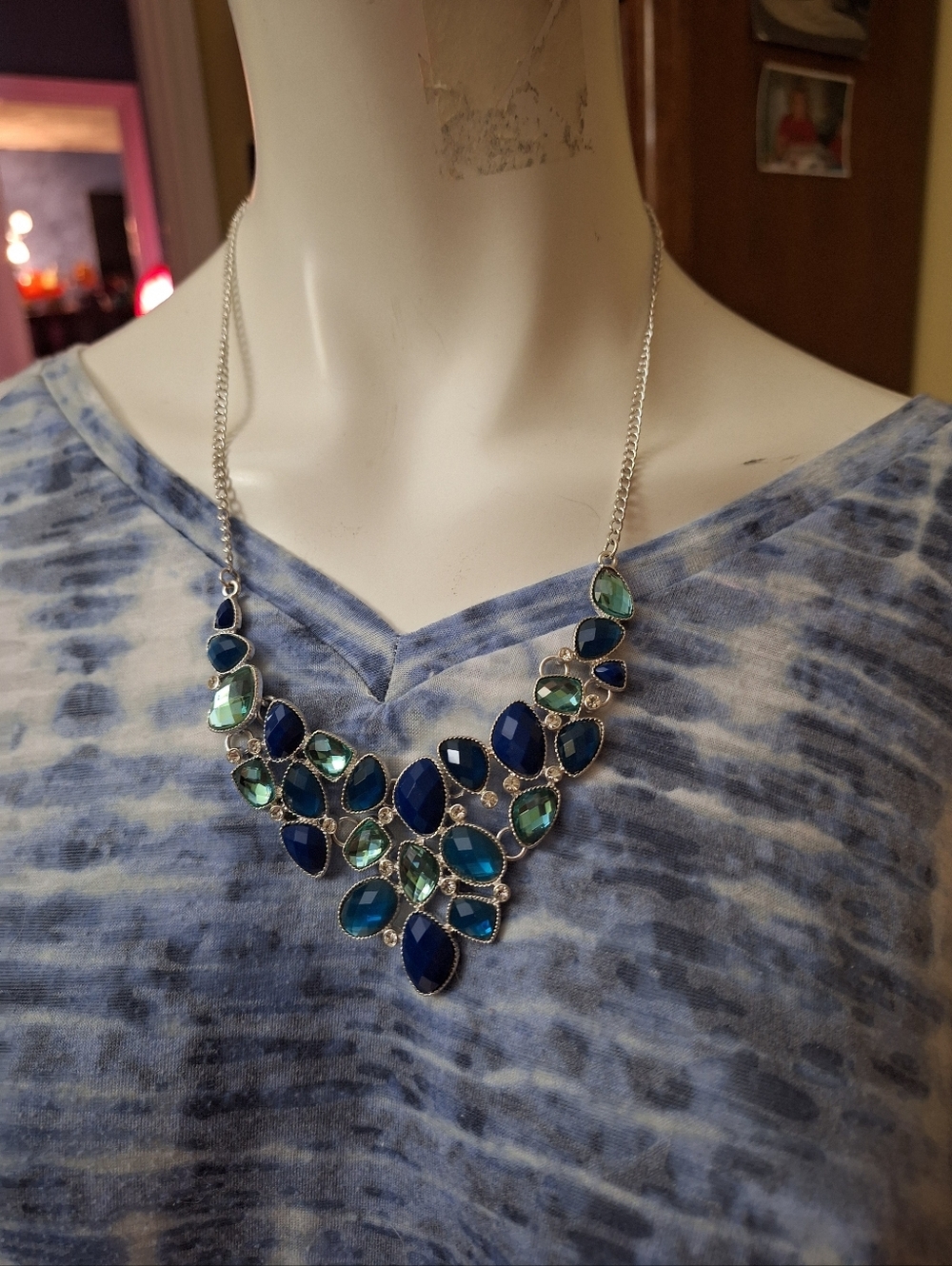 Two-Tone Blue Faceted Rhinestone Necklace